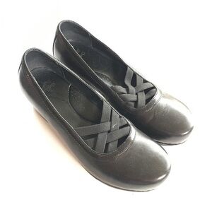 DANSKO ‘tilda'‎ Pump In Black Burnished Full Grain